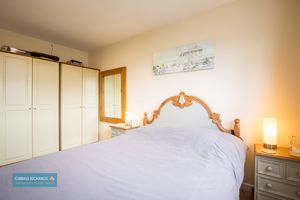 Bedroom- click for photo gallery